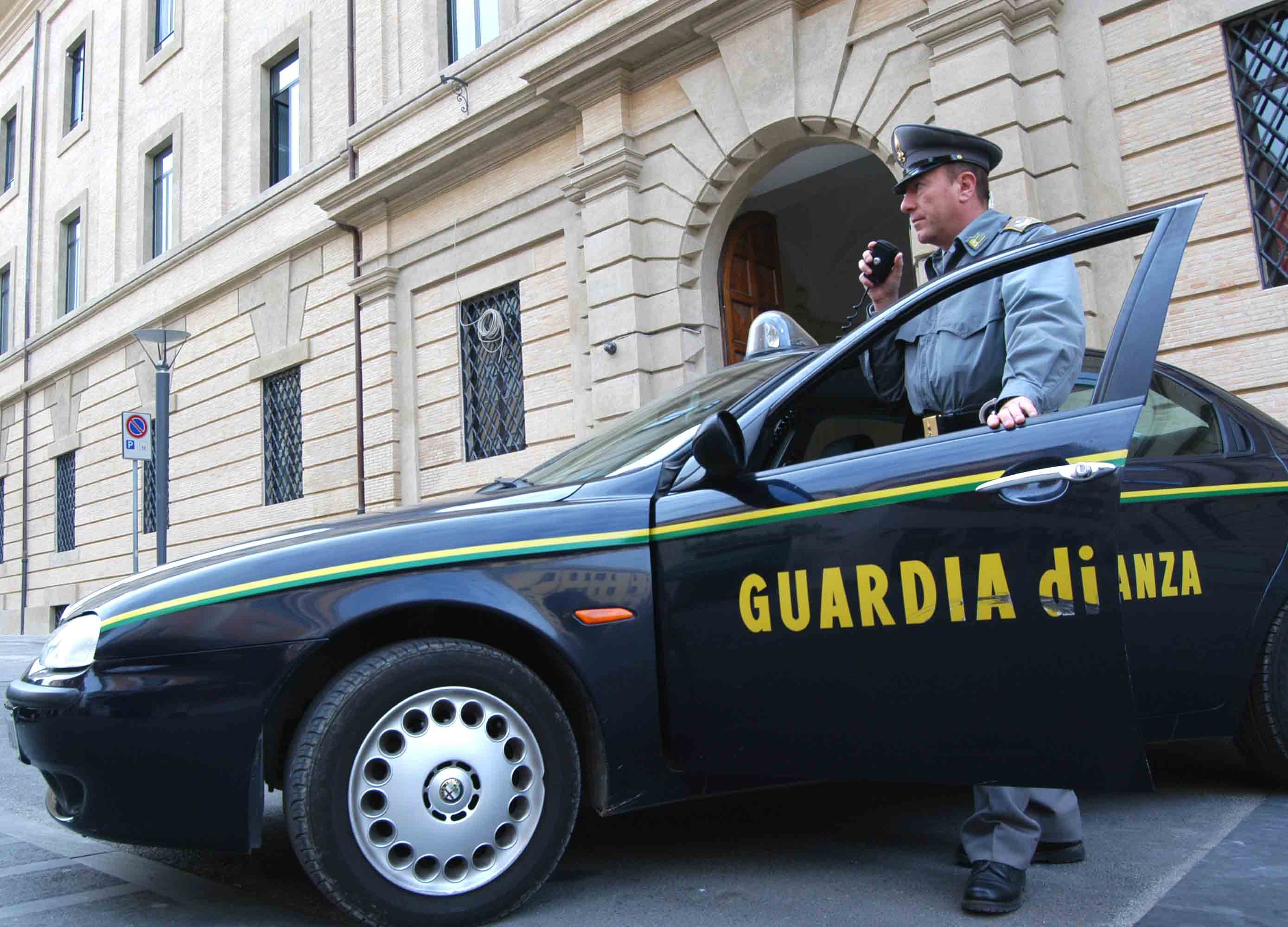 Fiamme gialle a Catania