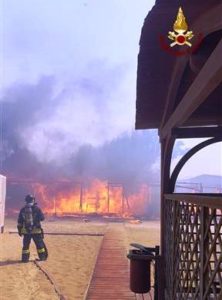 incendio alla plaia di catania