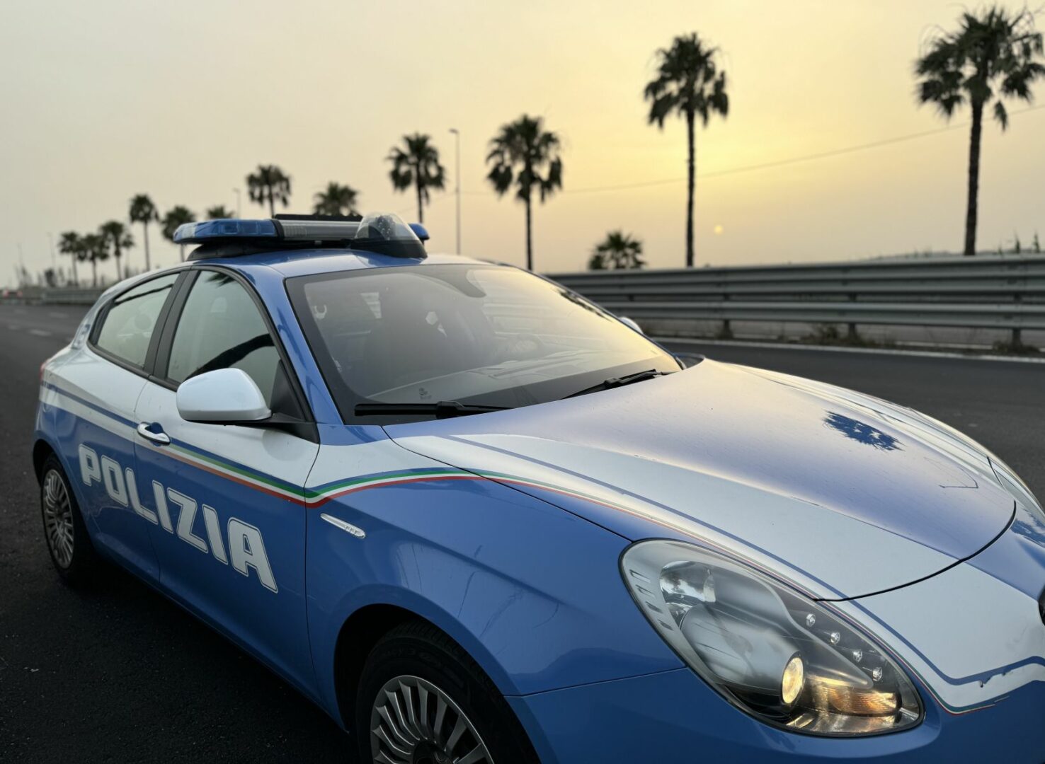 Dimentica la figlia di 4 anni in un’area di servizio, denunciata 28enne catanese