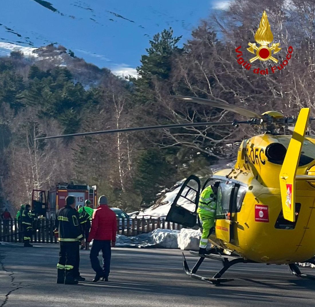Incidenti sull’Etna, muoiono due escursionisti di 60 e 17 anni